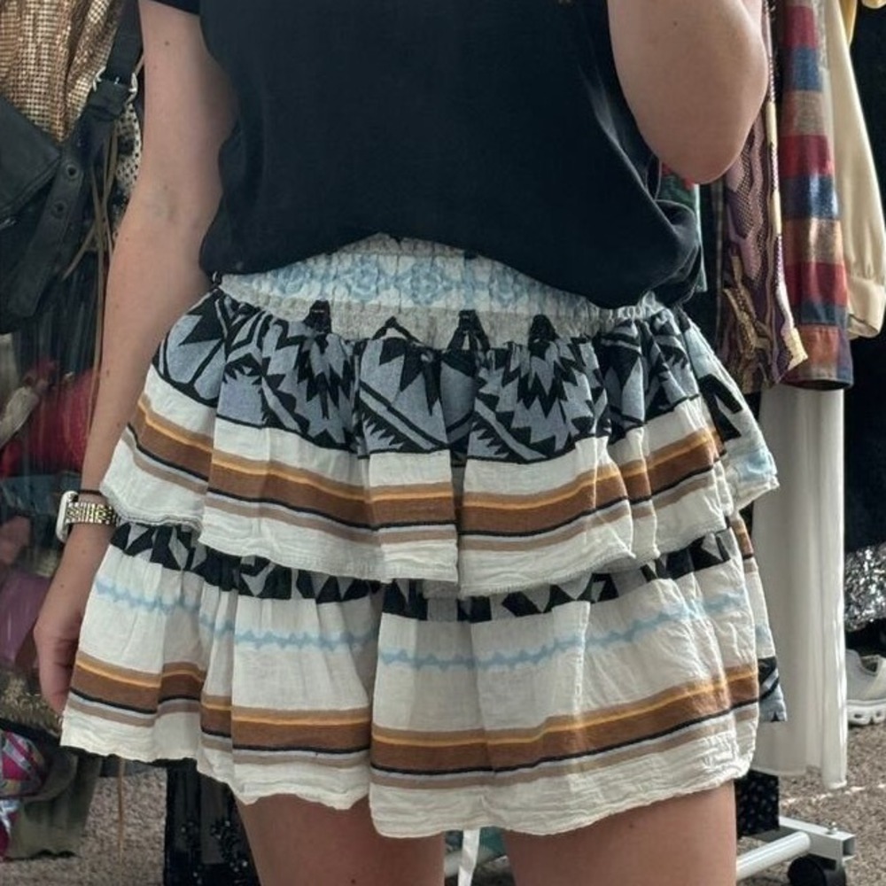 Sofia Women's Rochelle Made In Italy Ruffled Tiered Mini Skirt Small Smocked